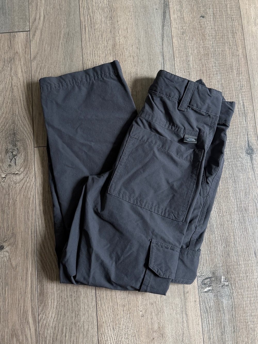The North Face Dark Gray Hiking Camping Pants Size  XS / 6